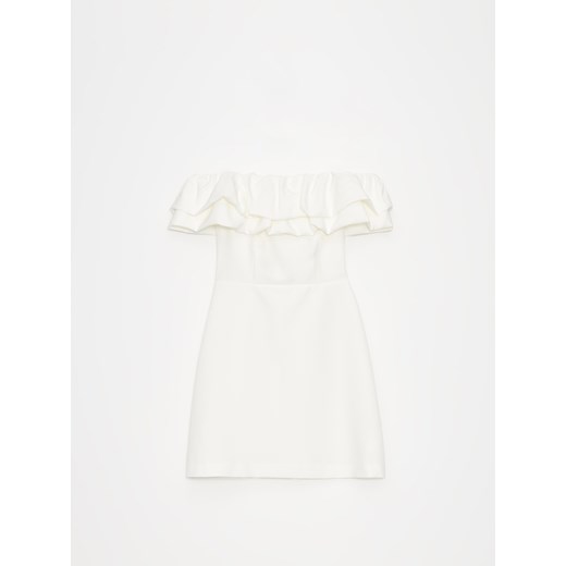 Mohito - Biała sukienka mini z odkrytymi ramionami - biały ze sklepu Mohito w kategorii Sukienki - zdjęcie 173142072