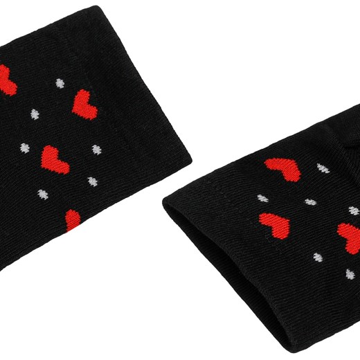 Wojas Czarne Bawełniane Skarpety W Sercowy Print Wokół Kostki Wojas 41-43 Wojas