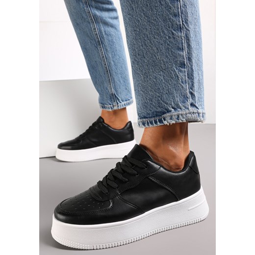 Czarne Sznurowane Sneakersy na Platformie z Bieżnikiem Arvilla ze sklepu renee.pl w kategorii Buty sportowe damskie - zdjęcie 173164190