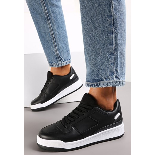 Czarne Sneakersy z Perforacją na Nosku i Wstawkami na Zapiętku Favisi ze sklepu renee.pl w kategorii Buty sportowe damskie - zdjęcie 173166874