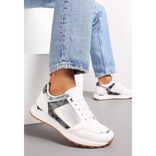 Białe Płaskie Sneakersy Przed Kostkę z Ozdobną Cholewką Tritari ze sklepu renee.pl w kategorii Buty sportowe damskie - zdjęcie 173171601
