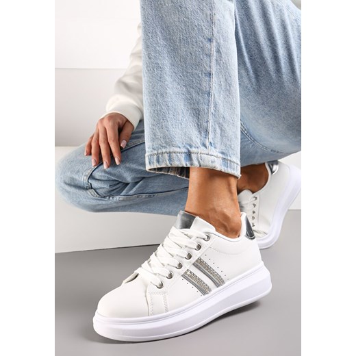 Biało-Srebrne Sznurowane Sneakersy z Imitacji Skóry Ozdobione Paskami z Cyrkoniami Isolinna ze sklepu renee.pl w kategorii Buty sportowe damskie - zdjęcie 173191472