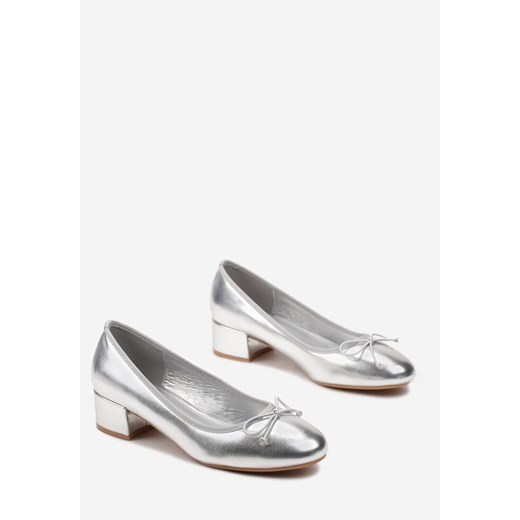 Srebrne Czółenka na Niewysokim Obcasie z Subtelną Kokardką Ottaviama Renee 40 renee.pl