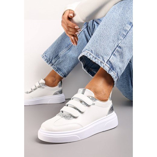 Biało-Srebrne Sneakersy z Brokatową i Metaliczną Wstawką i Zapięciem na Rzep Tinarima ze sklepu renee.pl w kategorii Buty sportowe damskie - zdjęcie 173200064