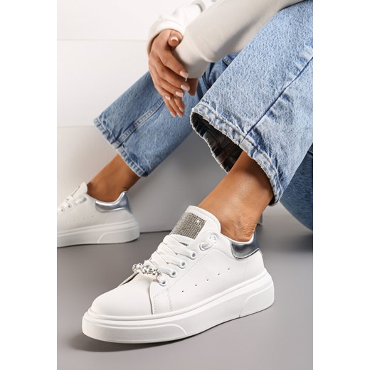 Biało-Srebrne Sneakersy z Cyrkoniami na Języku i Odpinaną Biżuteryjną Aplikacją na Sznurówkach Coletti ze sklepu renee.pl w kategorii Buty sportowe damskie - zdjęcie 173210221