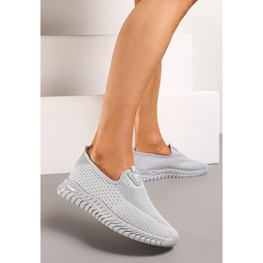 Szare Wsuwane Buty Sportowe przed Kostkę z Materiałową Cholewką Dasrica Renee 39 renee.pl