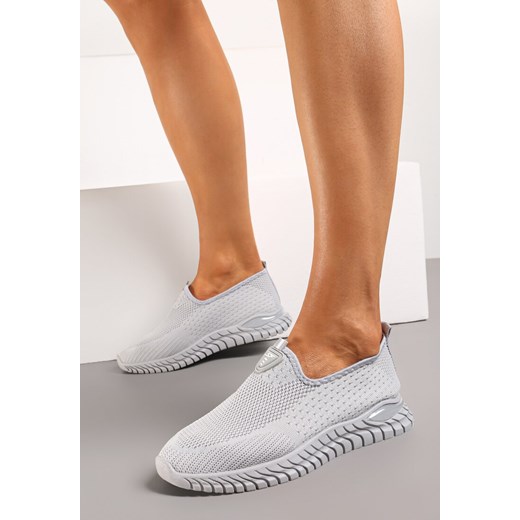 Szare Wsuwane Buty Sportowe przed Kostkę z Materiałową Cholewką Dasrica Renee 36 renee.pl