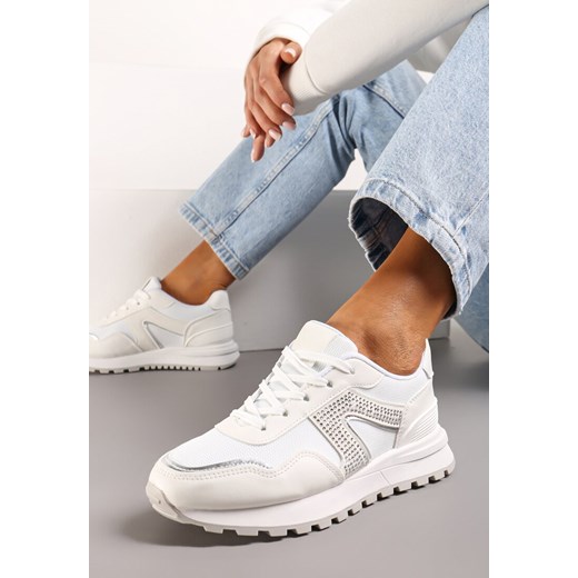 Białe Sneakersy z Cholewką przed Kostkę z Aplikacją z Cyrkonii Velvettes ze sklepu renee.pl w kategorii Buty sportowe damskie - zdjęcie 173230552