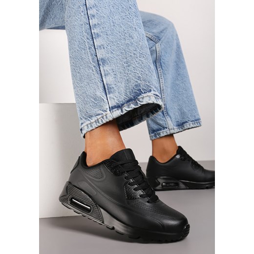 Czarne Casualowe Sneakersy na Płaskiej Podeszwie Ozdobione Perforacją i Transparentną Wstawką Dunelia ze sklepu renee.pl w kategorii Buty sportowe damskie - zdjęcie 173244793