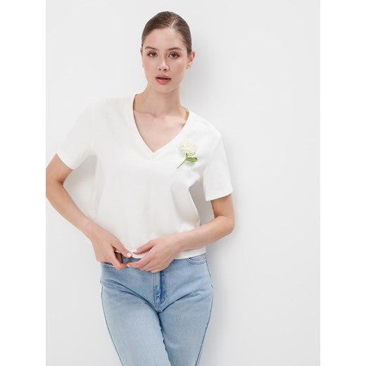 Mohito - Bawełniany t-shirt - biały ze sklepu Mohito w kategorii Bluzki damskie - zdjęcie 173280261