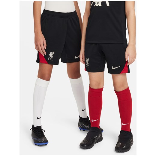 Dzianinowe spodenki piłkarskie dla dużych dzieci Nike Dri-FIT Liverpool F.C. Strike - Czerń ze sklepu Nike poland w kategorii Spodenki chłopięce - zdjęcie 173289342