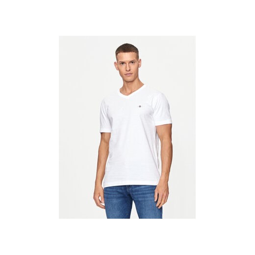 Gant T-Shirt Shield 2003186 Biały Slim Fit ze sklepu MODIVO w kategorii T-shirty męskie - zdjęcie 173292672