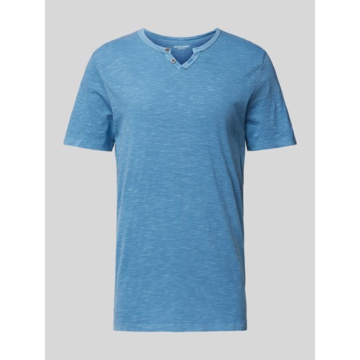 T-shirt z dekoltem w serek model ‘SPLIT’ ze sklepu Peek&Cloppenburg  w kategorii T-shirty męskie - zdjęcie 173298553