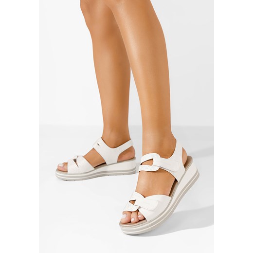 Białe sandały damskie Lalania ze sklepu Zapatos w kategorii Sandały damskie - zdjęcie 173304560