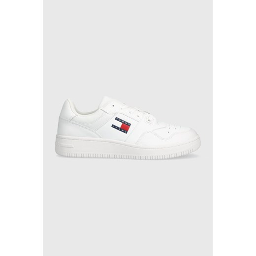 Tommy Jeans sneakersy skórzane TJM RETRO BASKET ESS kolor biały EM0EM01395 ze sklepu ANSWEAR.com w kategorii Buty sportowe męskie - zdjęcie 173337343