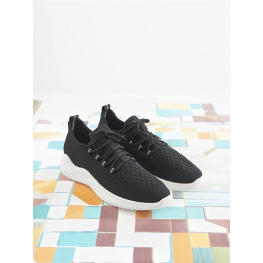 Sinsay - Sneakersy - czarny ze sklepu Sinsay w kategorii Buty sportowe męskie - zdjęcie 173361331