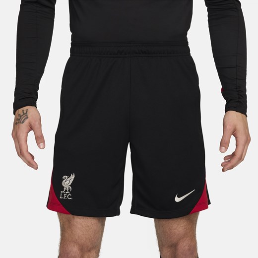 Męskie spodenki piłkarskie z dzianiny Nike Dri-FIT Liverpool F.C. Strike - Czerń Nike XXL Nike poland