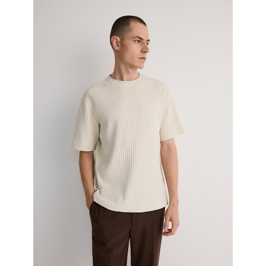 Reserved - T-shirt comfort w prążek - złamana biel ze sklepu Reserved w kategorii T-shirty męskie - zdjęcie 173385391