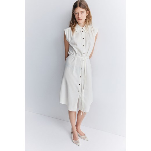 H & M sukienka biała z paskiem z długim rękawem szmizjerka 