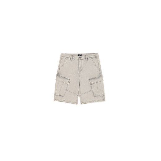 Cropp - Szorty denim - jasny szary ze sklepu Cropp w kategorii Spodenki męskie - zdjęcie 173400531