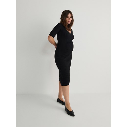 Reserved - Dzianinowa sukienka z dekoracyjnym wykończeniem - czarny Reserved L Reserved