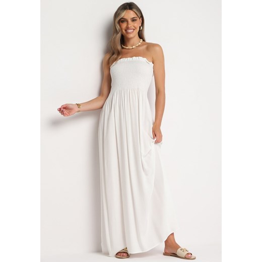 Biała Wiskozowa Sukienka z Marszczonym Dekoltem Bandeau Vikiraias ze sklepu Born2be Odzież w kategorii Sukienki - zdjęcie 173424022