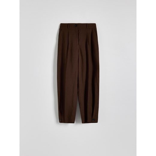 Reserved - Spodnie z lyocellem i lnem - brązowy ze sklepu Reserved w kategorii Spodnie damskie - zdjęcie 173442352