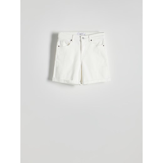 Reserved - Szorty jeansowe - biały ze sklepu Reserved w kategorii Szorty - zdjęcie 173470612