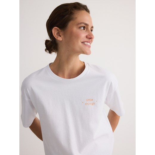 Reserved - T-shirt z napisem - biały Reserved L Reserved