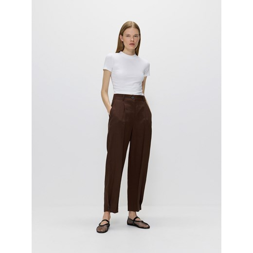 Reserved - Spodnie z lyocellem i lnem - brązowy ze sklepu Reserved w kategorii Spodnie damskie - zdjęcie 173519041