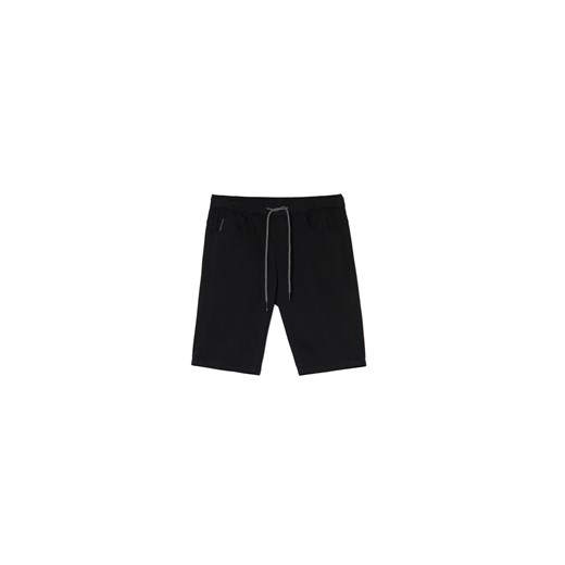 Cropp - Czarne szorty slim - czarny ze sklepu Cropp w kategorii Spodenki męskie - zdjęcie 173522380