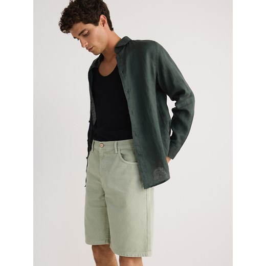 Reserved - Jeansowe szorty regular fit - zielony ze sklepu Reserved w kategorii Spodenki męskie - zdjęcie 173526521