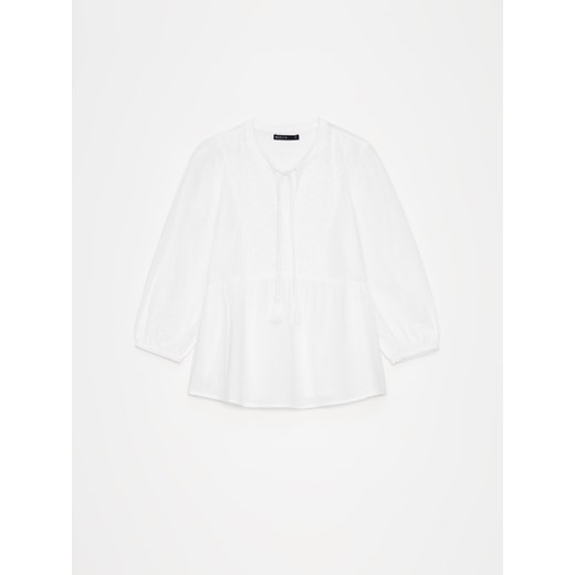Mohito - Bawełniana bluzka - biały ze sklepu Mohito w kategorii Bluzki damskie - zdjęcie 173615162