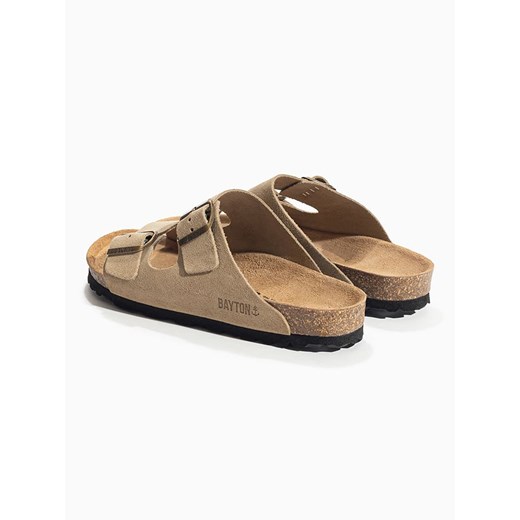 Klapki damskie BAYTON płaskie beżowe bez zapięcia 