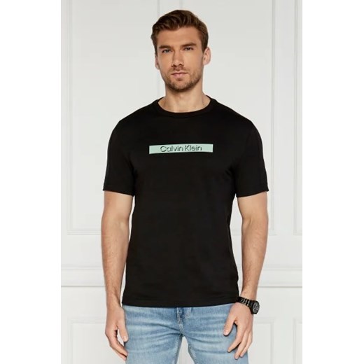 T-shirt męski Calvin Klein z krótkimi rękawami z napisem