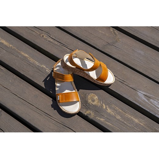 Skórzane sandały damskie na rzepy - Helios 136, jasnobrązowe ze sklepu ulubioneobuwie w kategorii Sandały damskie - zdjęcie 173711442