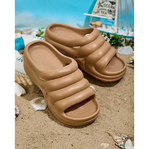 Klapki damskie Royalfashion.pl bez zapięcia letnie na płaskiej podeszwie 