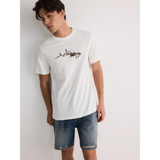 Reserved - T-shirt regular z nadrukiem - złamana biel ze sklepu Reserved w kategorii T-shirty męskie - zdjęcie 173714373
