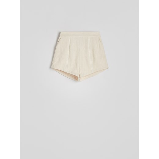 Reserved - Szorty z bawełnianej tkaniny - złamana biel Reserved S Reserved