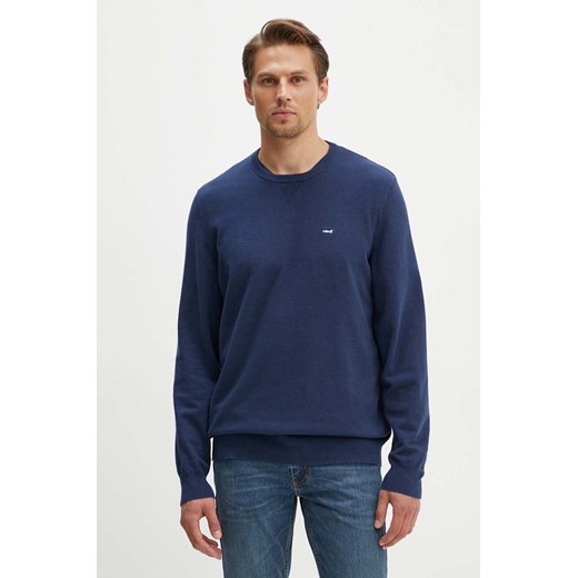 Levi&apos;s sweter męski kolor granatowy lekki z golferm ze sklepu ANSWEAR.com w kategorii Swetry męskie - zdjęcie 173730073