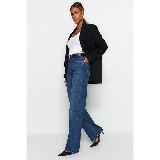 trendyol Dżinsy - Comfort fit - w kolorze niebieskim Trendyol 38 Limango Polska okazja