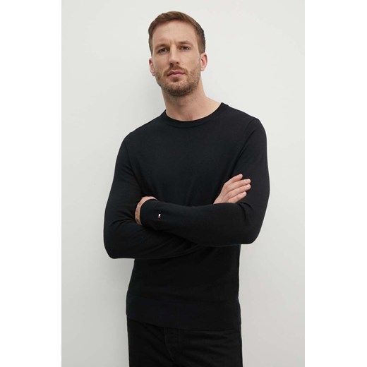 Tommy Hilfiger sweter wełniany męski kolor czarny lekki MW0MW33128 ze sklepu ANSWEAR.com w kategorii Swetry męskie - zdjęcie 173800644