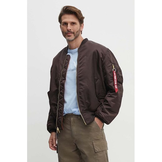 Alpha Industries kurtka bomber MA-1 męska kolor brązowy przejściowa 100101.696 ze sklepu ANSWEAR.com w kategorii Kurtki męskie - zdjęcie 173814532
