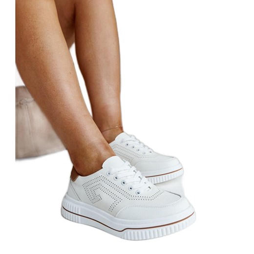 Beżowe skórzane buty sportowe beżowy ze sklepu ButyModne.pl w kategorii Buty sportowe damskie - zdjęcie 173818931