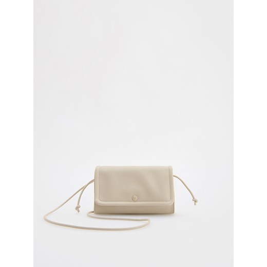 Reserved - Torebka crossbody - beżowy ze sklepu Reserved w kategorii Torebki damskie - zdjęcie 173821374