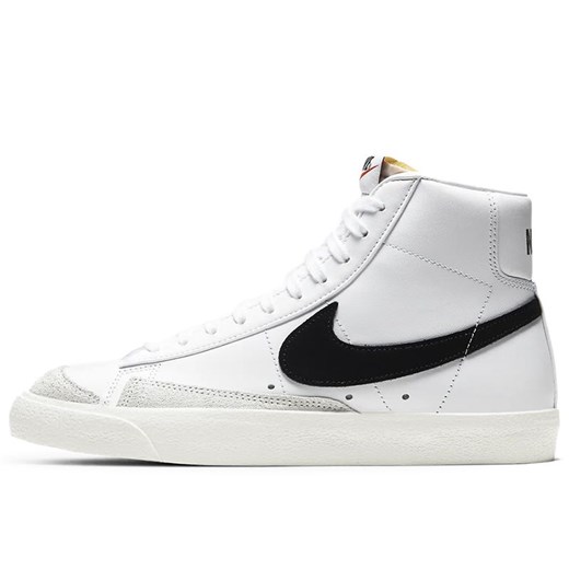 Buty Nike Blazer Mid '77 CZ1055-100 - białe ze sklepu streetstyle24.pl w kategorii Buty sportowe męskie - zdjęcie 173822783