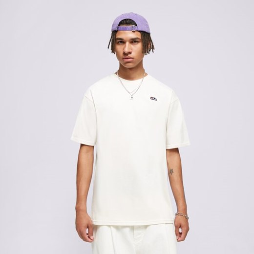 FILA T-SHIRT BADGE LOGO TEE ze sklepu Sizeer w kategorii T-shirty męskie - zdjęcie 173861432