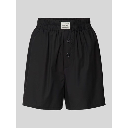 Szorty o kroju regular fit z naszywką z logo ze sklepu Peek&Cloppenburg  w kategorii Szorty - zdjęcie 173863444