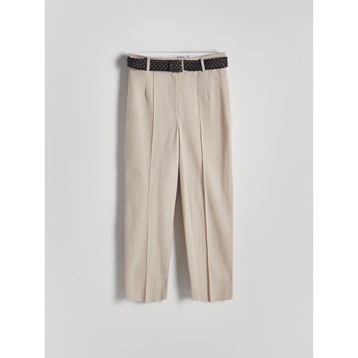 Reserved - Spodnie z paskiem - beżowy Reserved XL Reserved