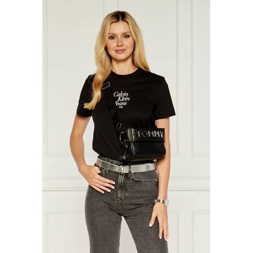 Listonoszka Tommy Jeans ze skóry ekologicznej 